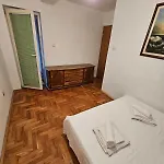 Apartments Vukmirovic
